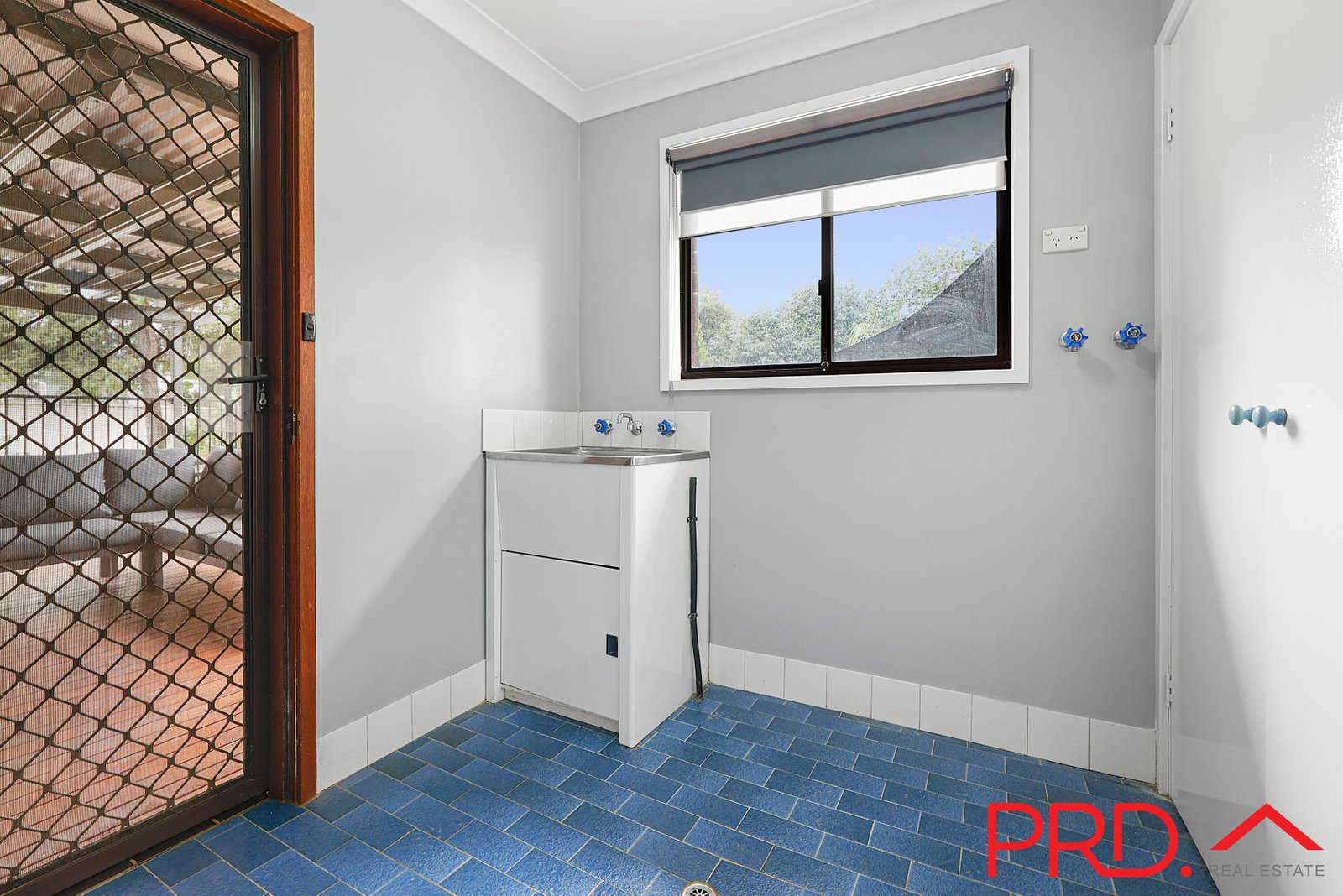 14 Kinarra Street SOUTH TAMWORTH 4