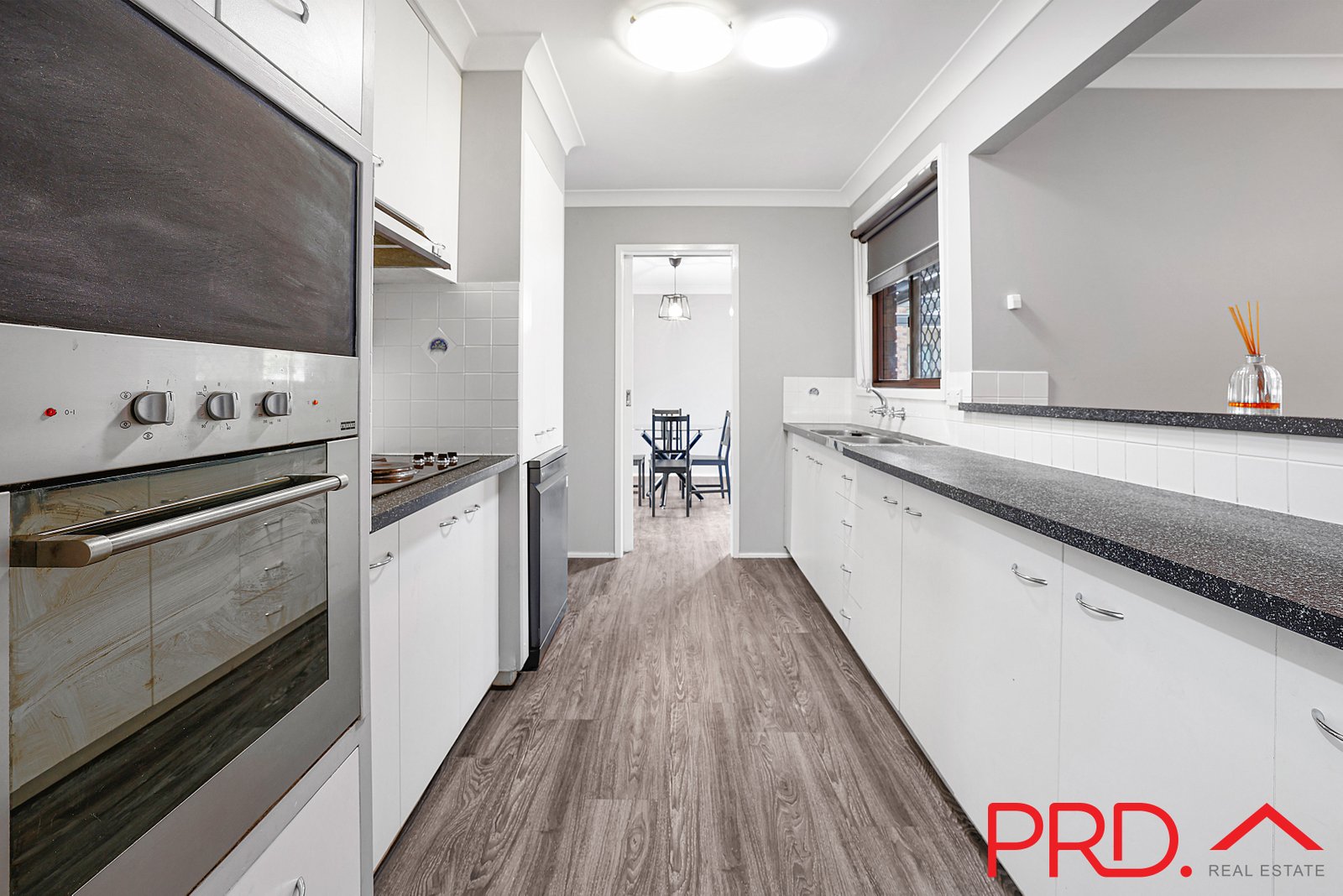 14 Kinarra Street TAMWORTH 8