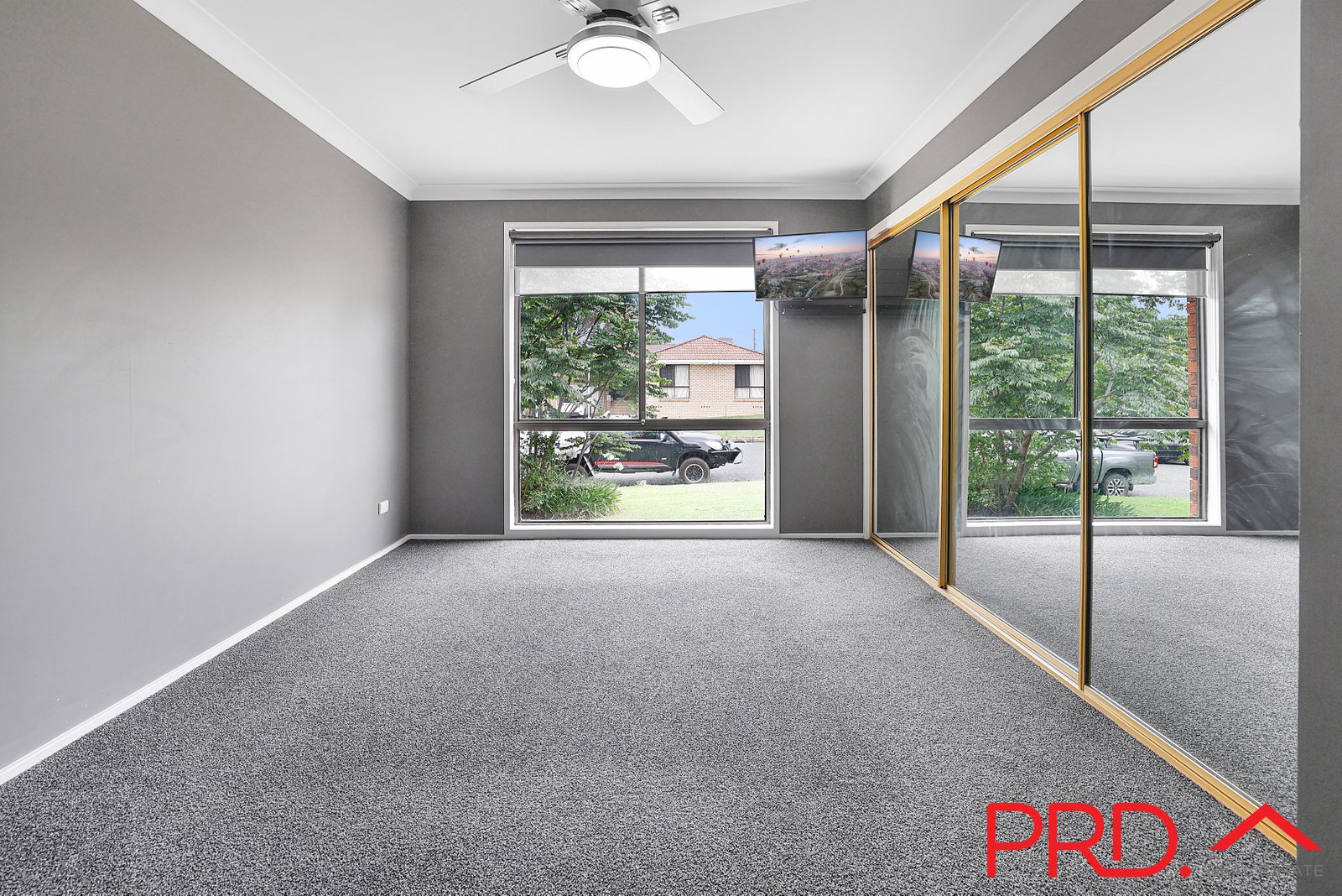 14 Kinarra Street TAMWORTH 12