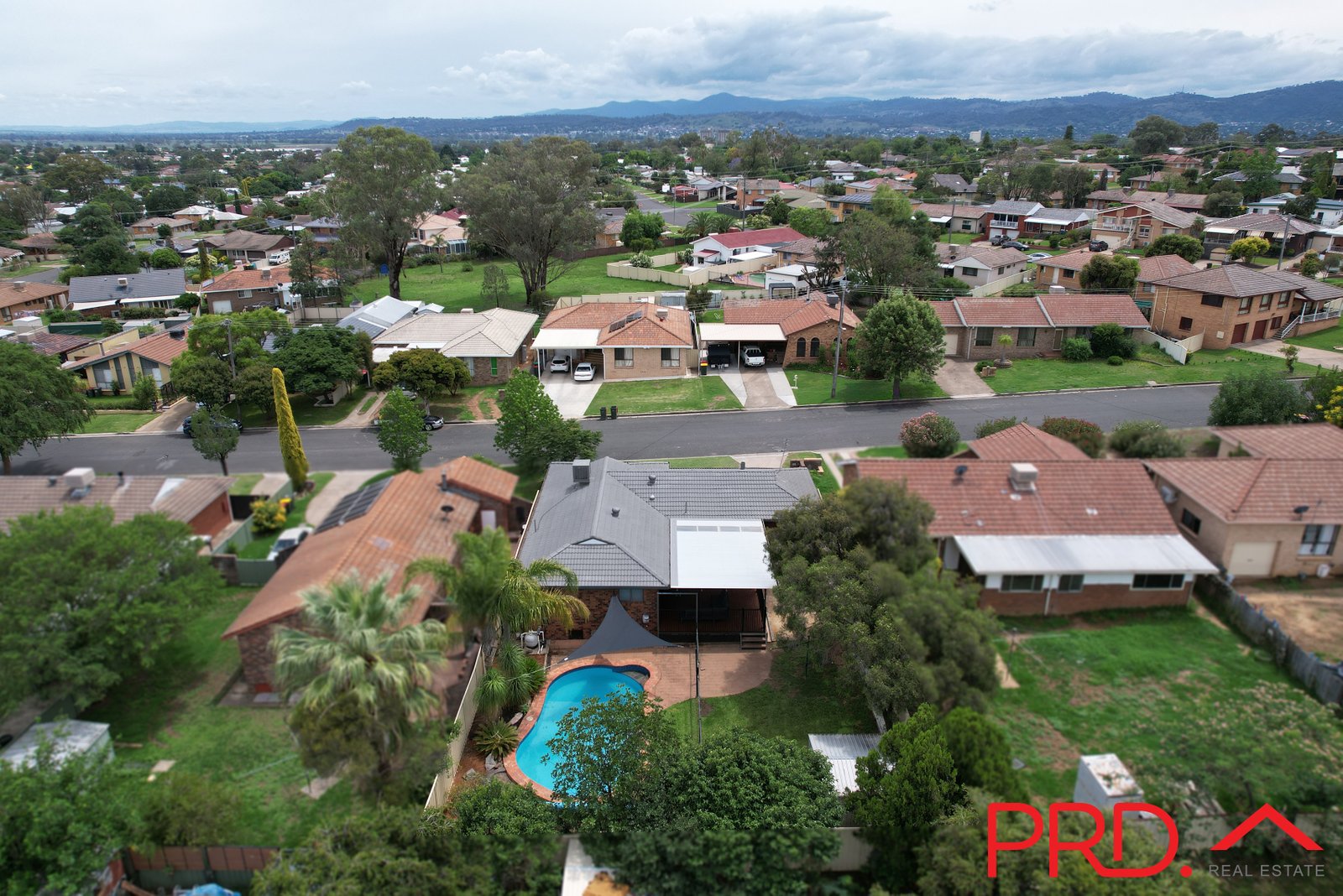 14 Kinarra Street TAMWORTH 24