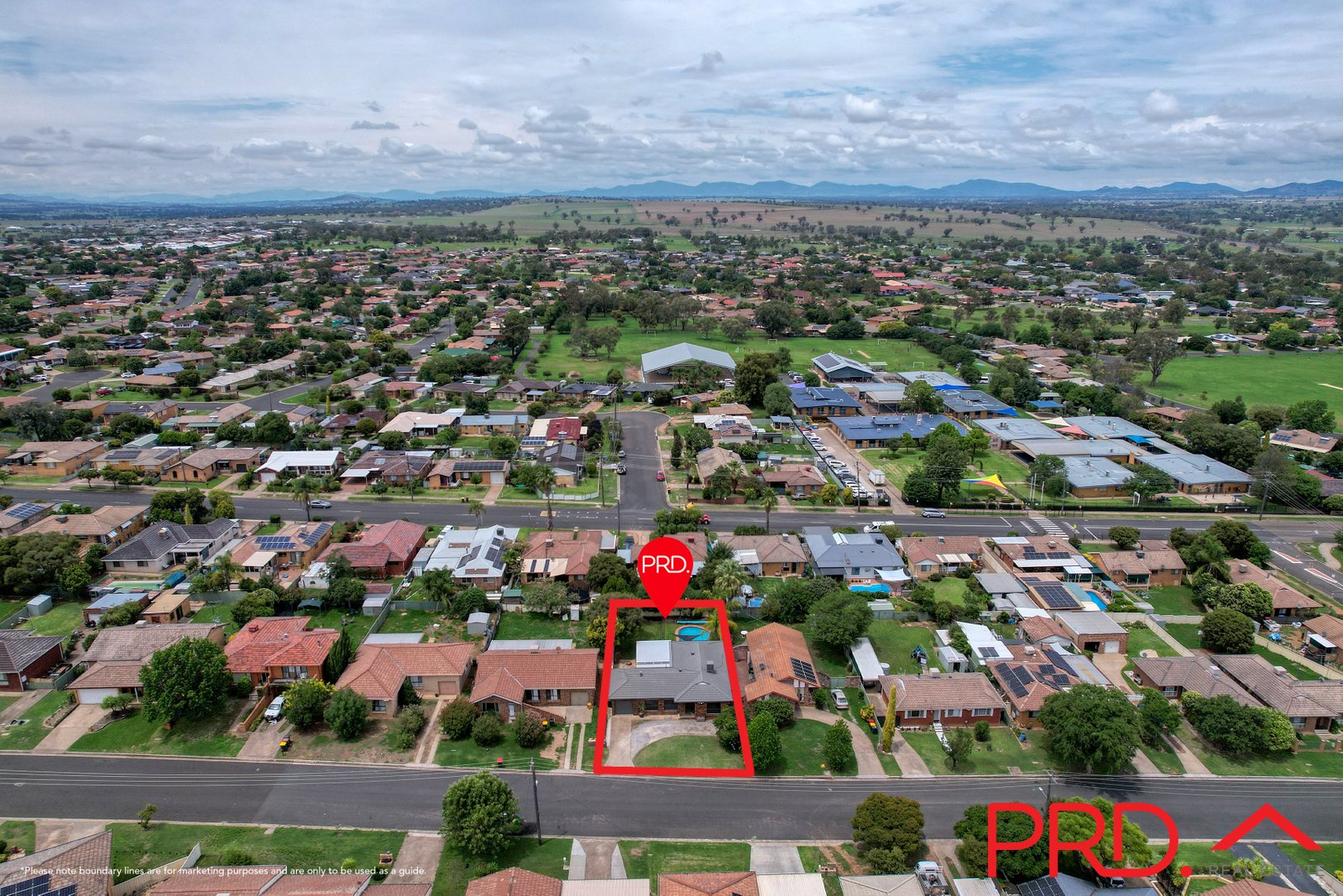 14 Kinarra Street TAMWORTH 27