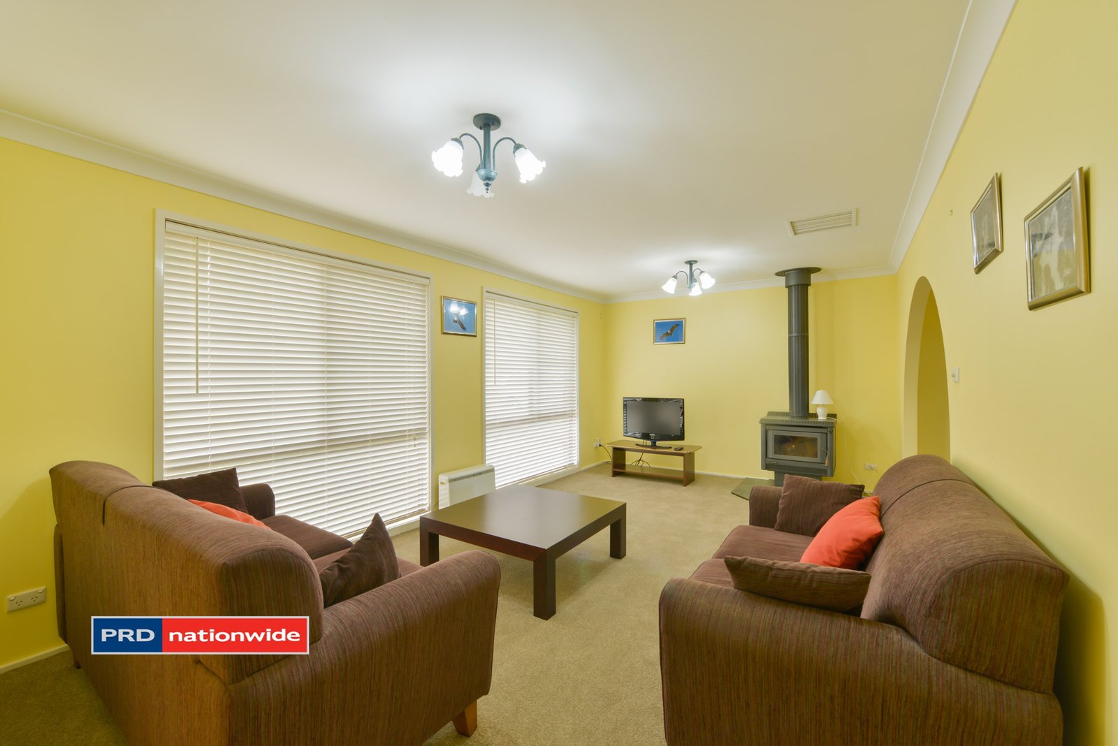 14 Kinarra Street TAMWORTH 6