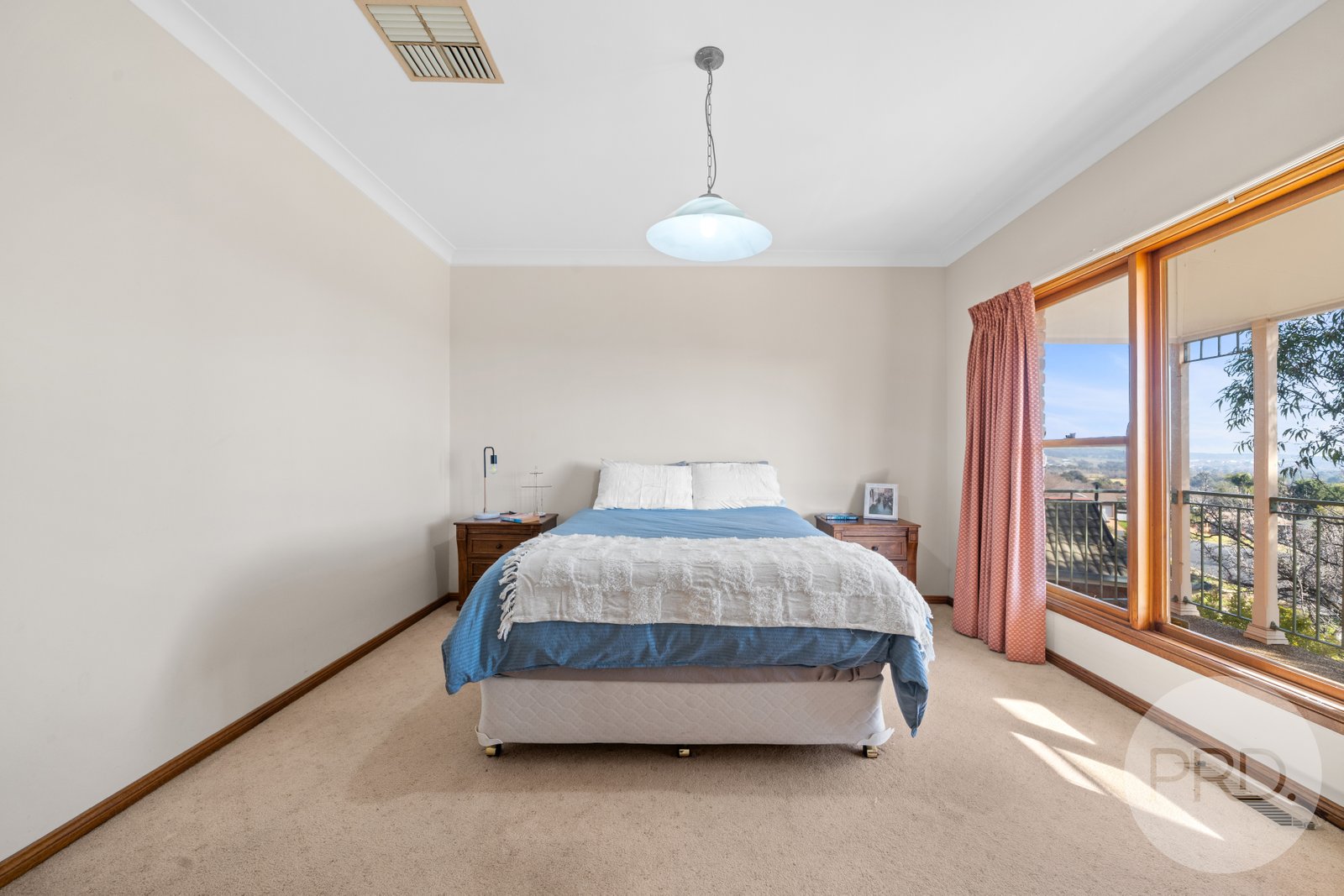 14 Kincora Place BOURKELANDS 13