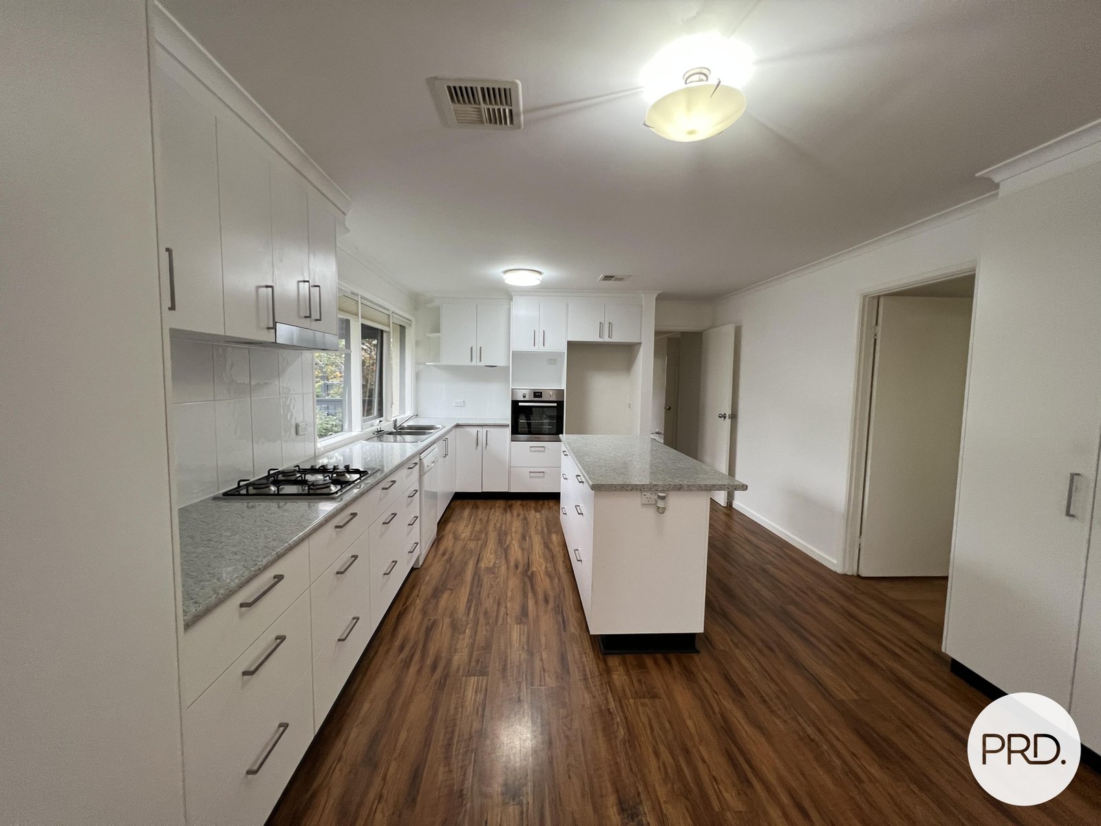 14 King Street BUNGENDORE 2