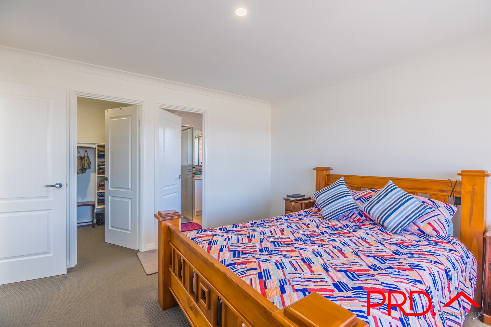 14 Kingham Street TAMWORTH 4