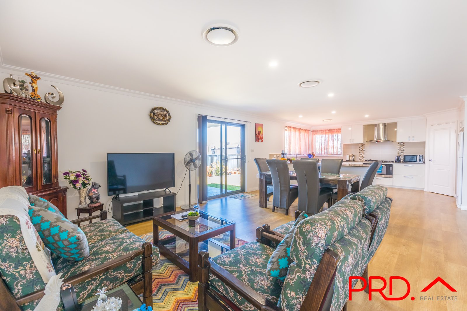14 Kingham Street TAMWORTH 7