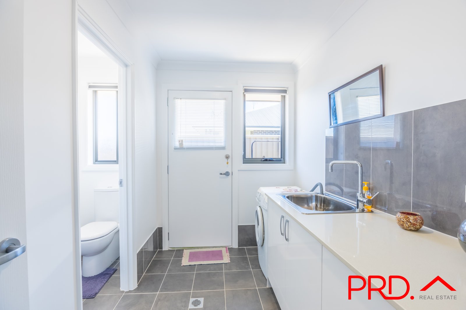 14 Kingham Street TAMWORTH 11