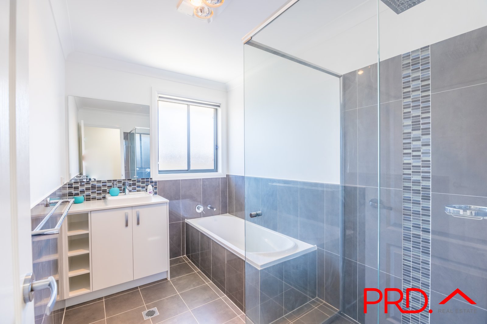 14 Kingham Street TAMWORTH 12