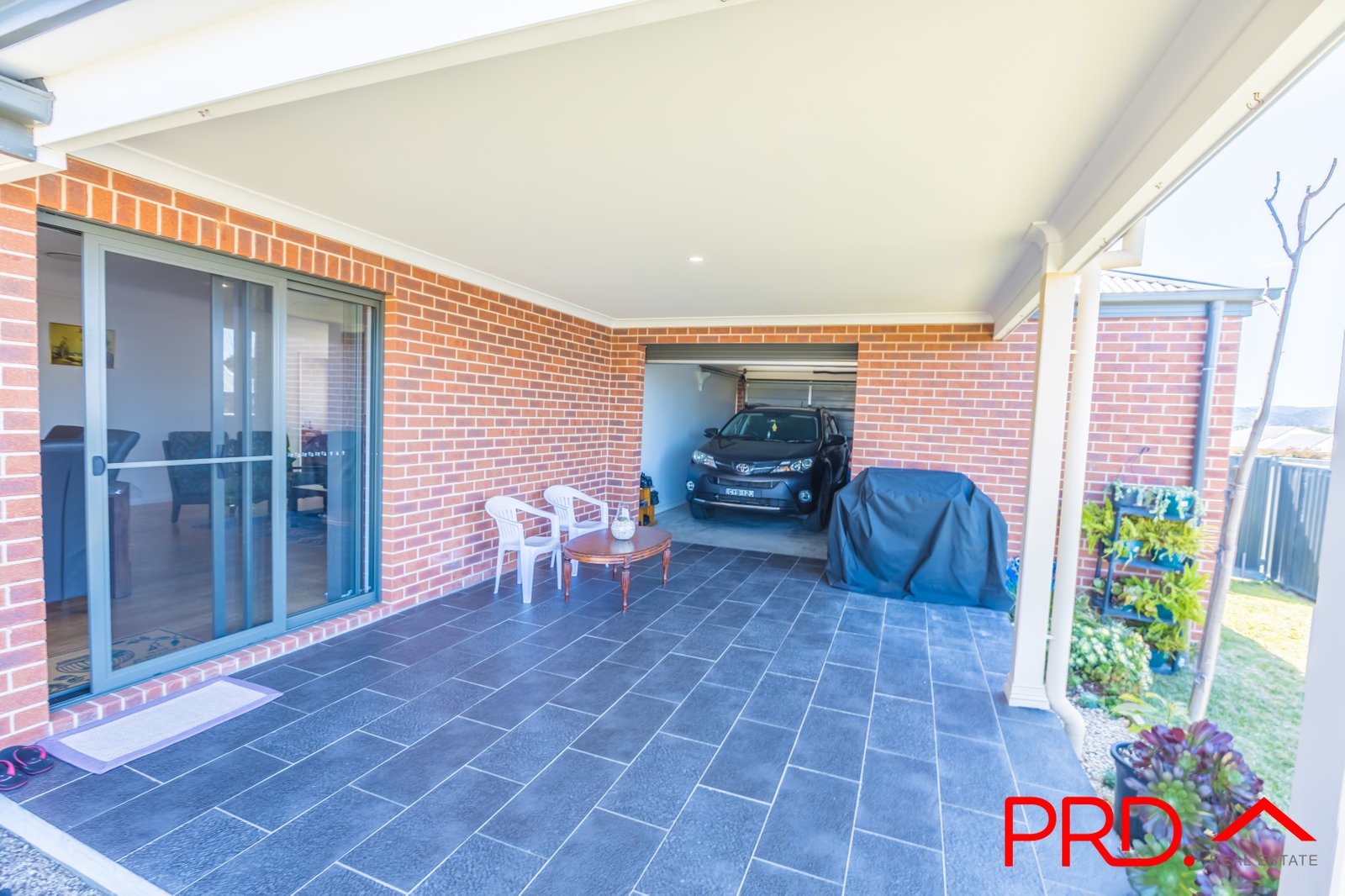 14 Kingham Street TAMWORTH 18