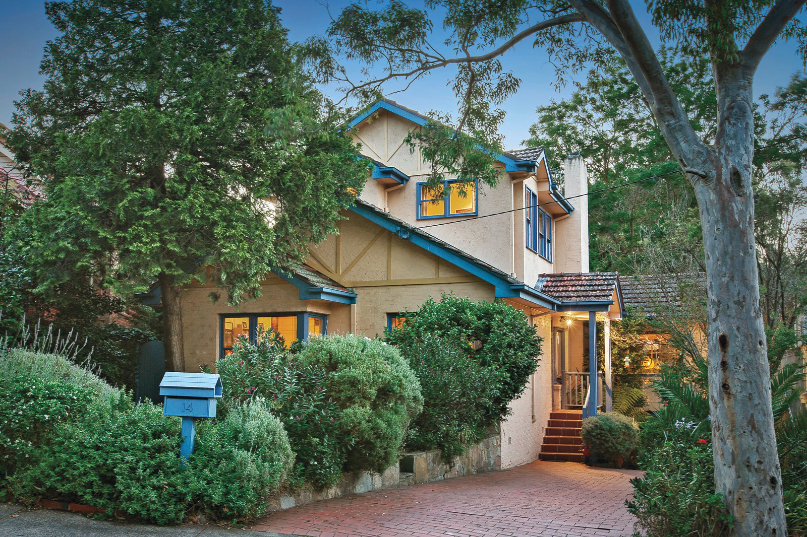 14 Kinsale Crescent, Balwyn, VIC