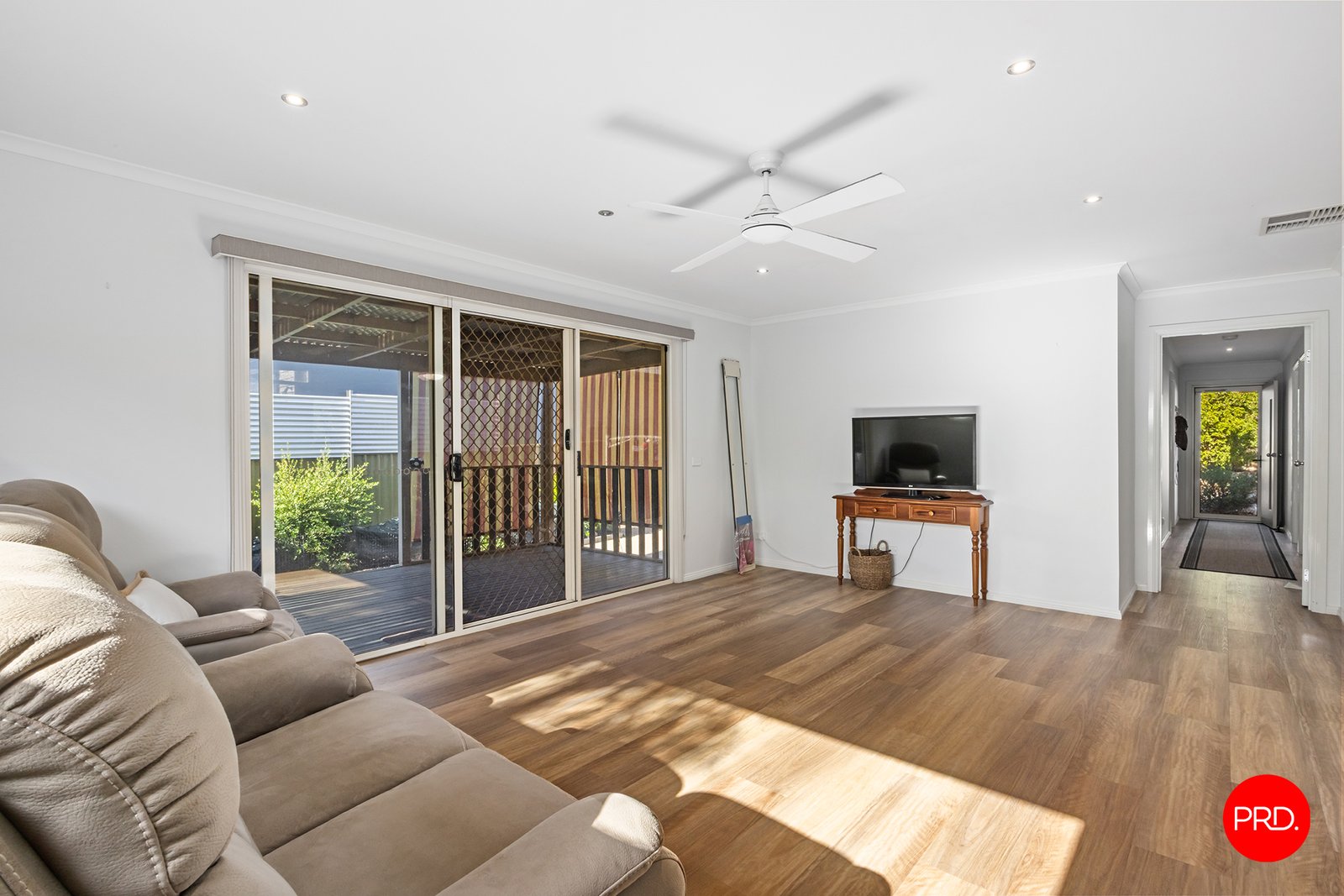 14 Kneebone Street EAGLEHAWK 12