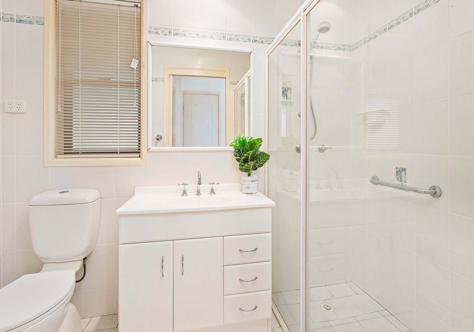 14 Kyeema Avenue KOONAWARRA 6