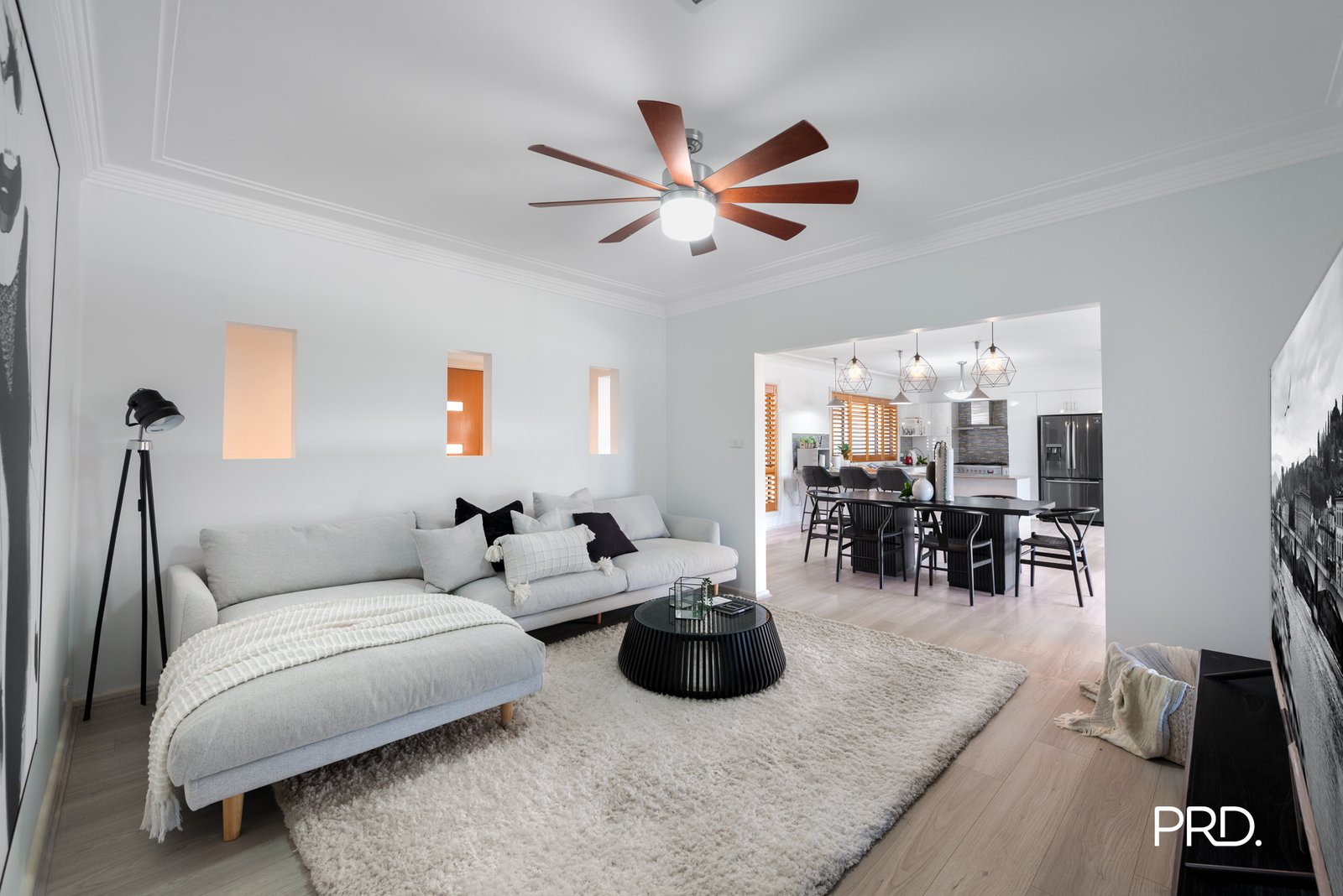 14 Ladbury Avenue PENRITH 4