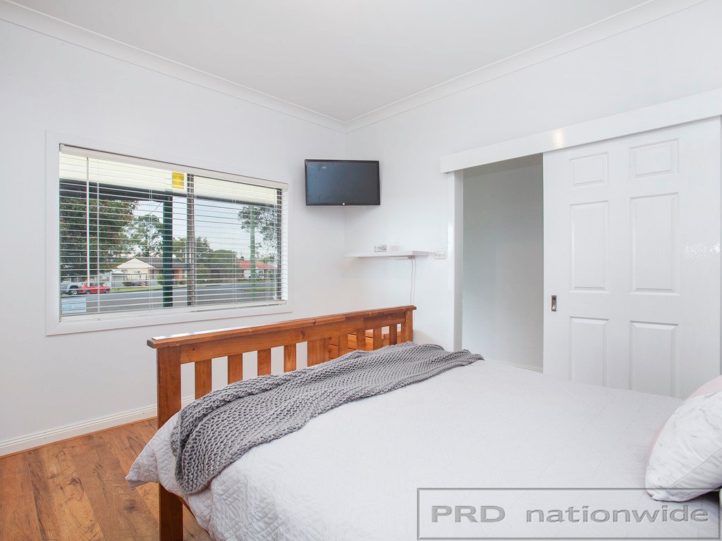 14 Lang Crescent TARRO 13
