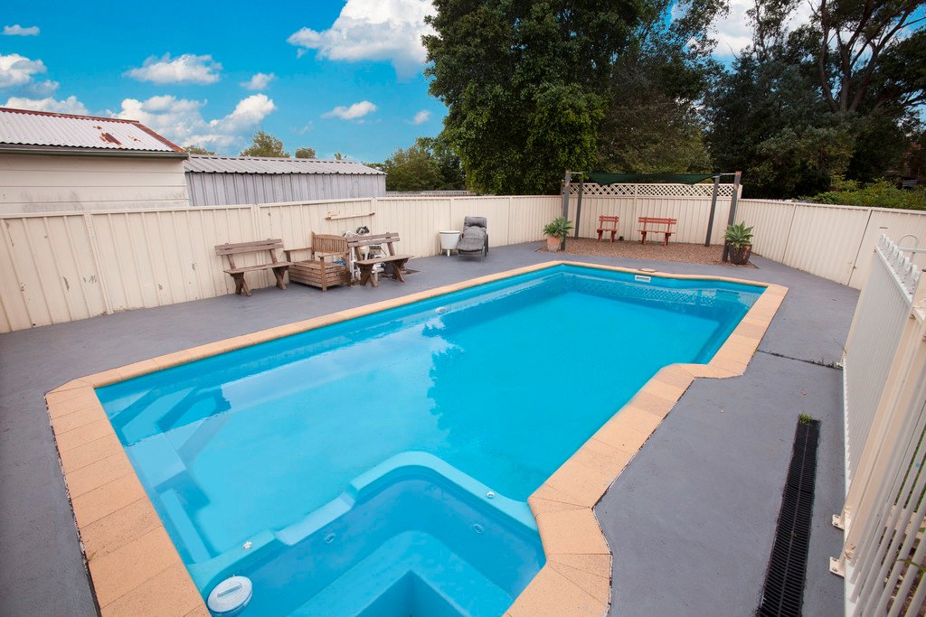 14 Lang Crescent TARRO 20