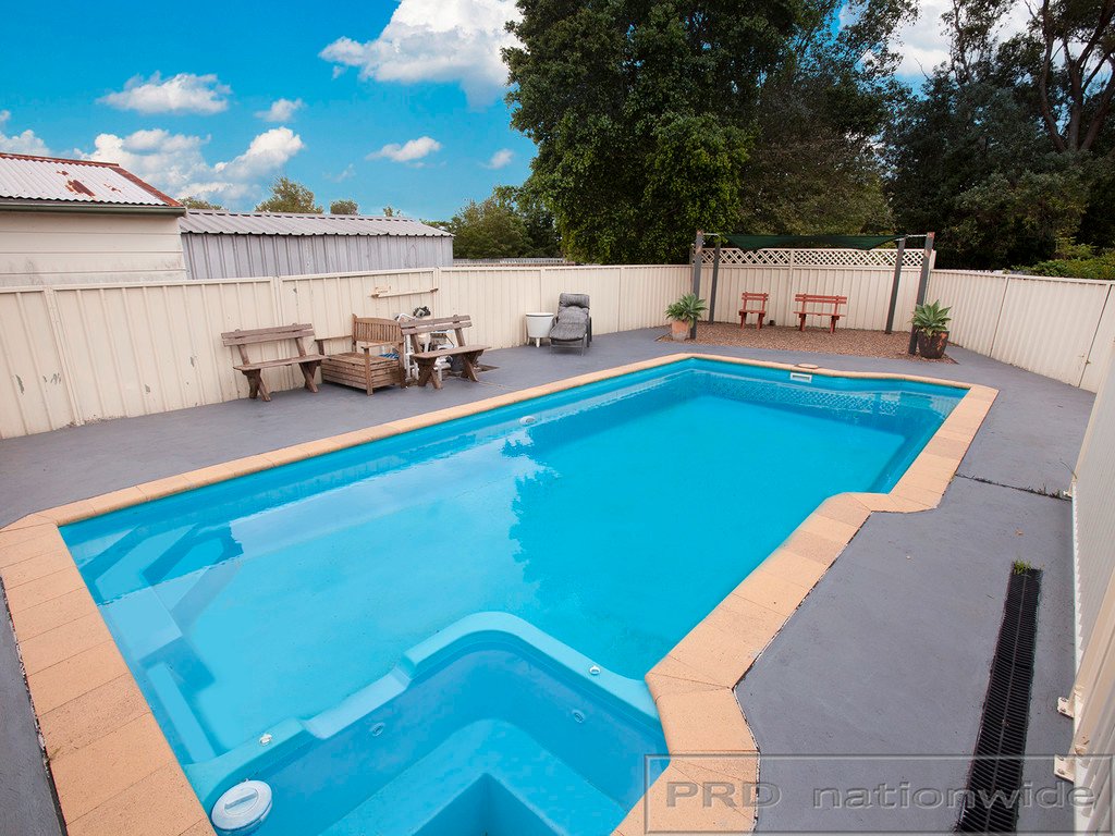 14 Lang Crescent TARRO 21
