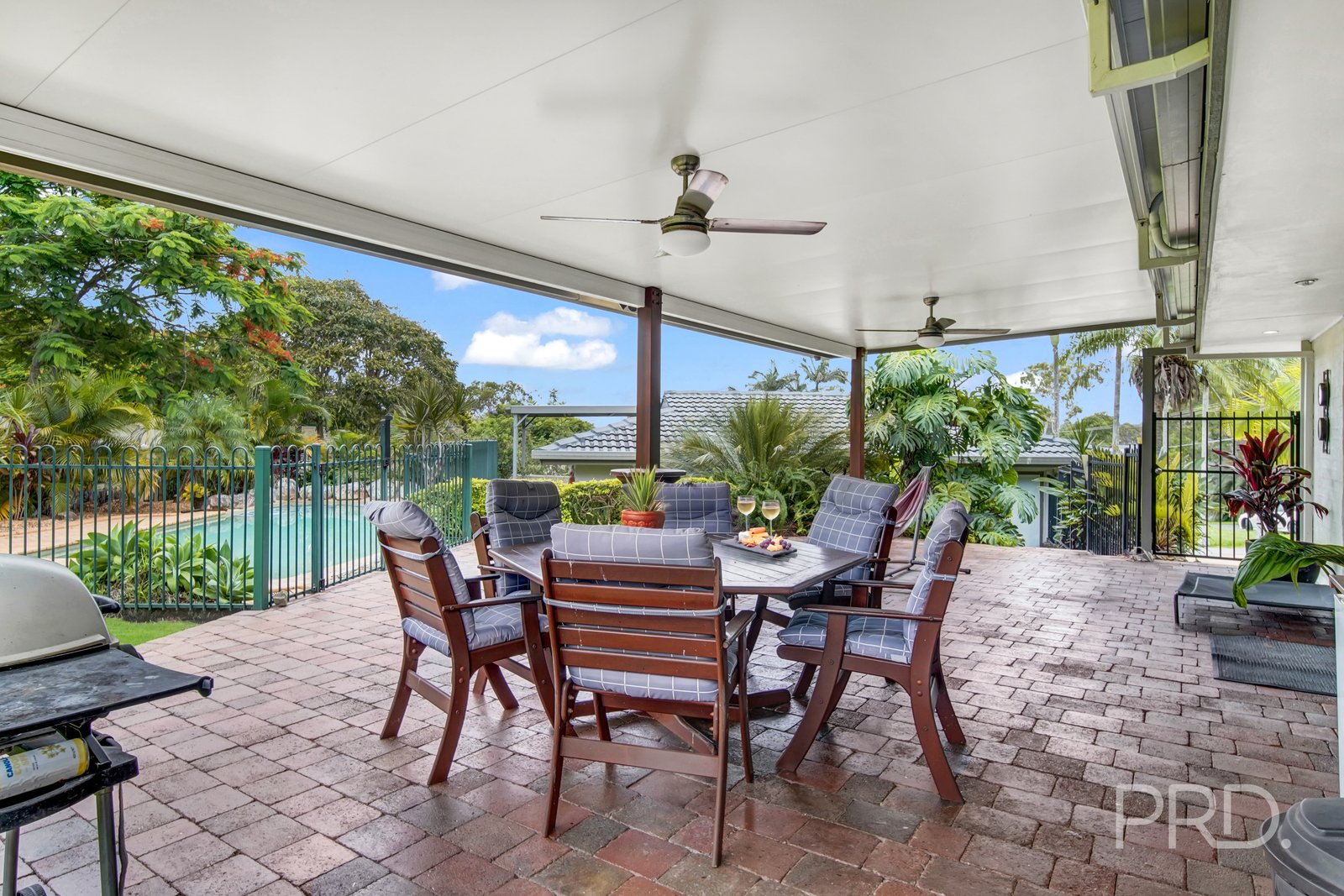 14 LAURETTE Avenue THORNLANDS 5