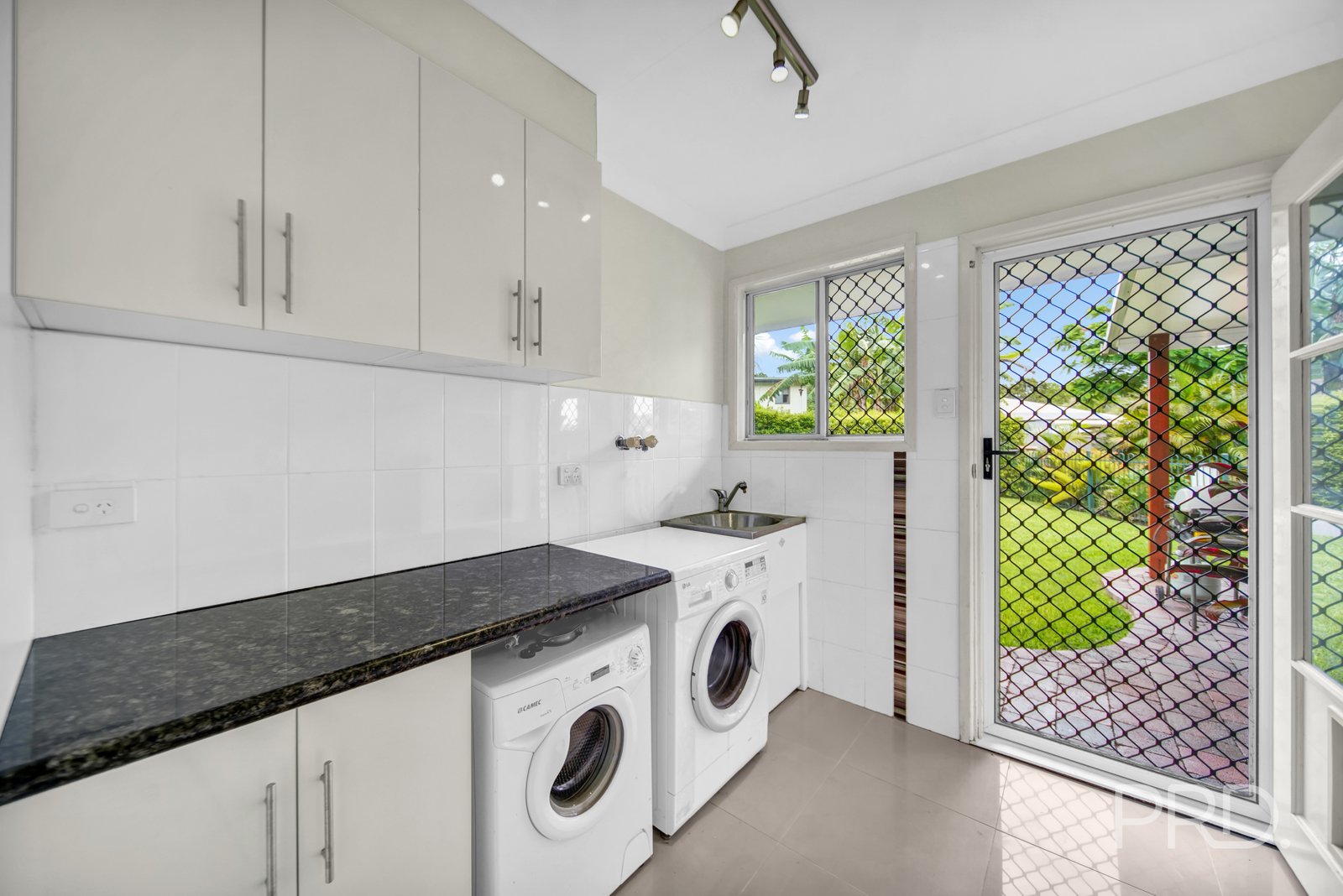 14 LAURETTE Avenue THORNLANDS 27