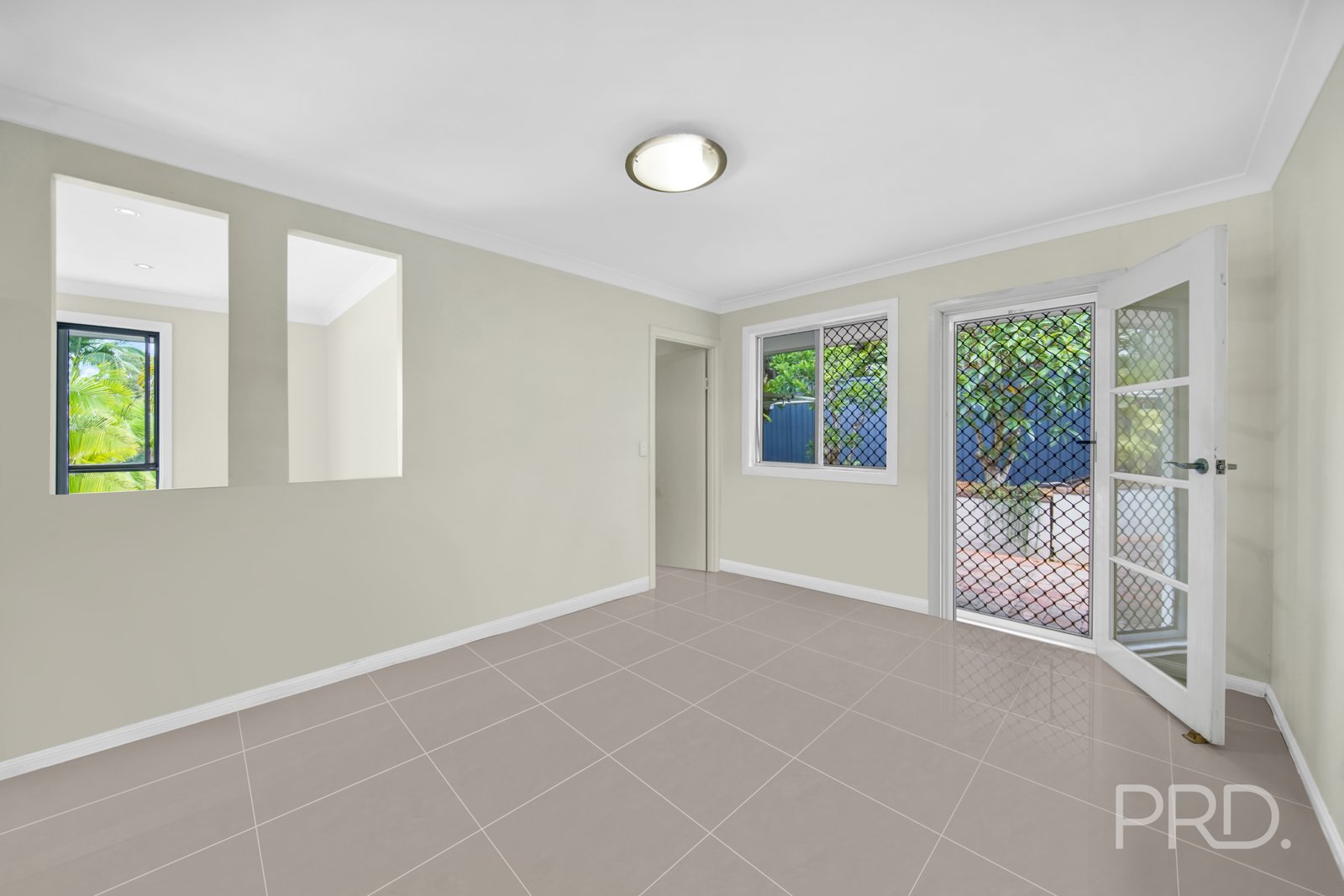 14 LAURETTE Avenue THORNLANDS 28