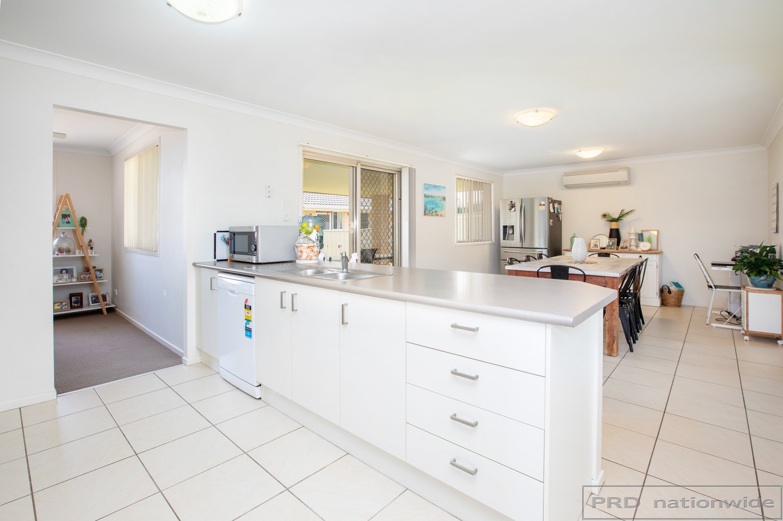 14 Laurie Drive RAWORTH 4