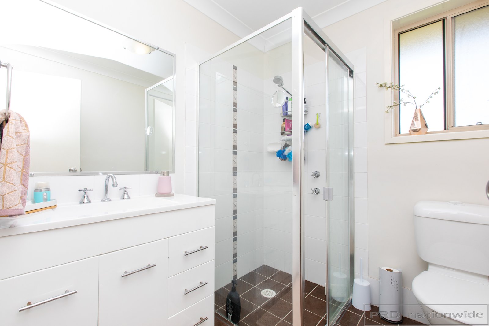 14 Laurie Drive RAWORTH 8