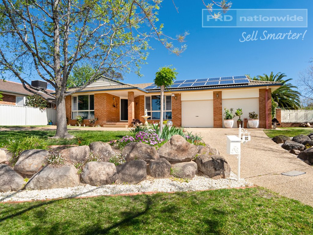 14 Lavender Place LAKE ALBERT 1