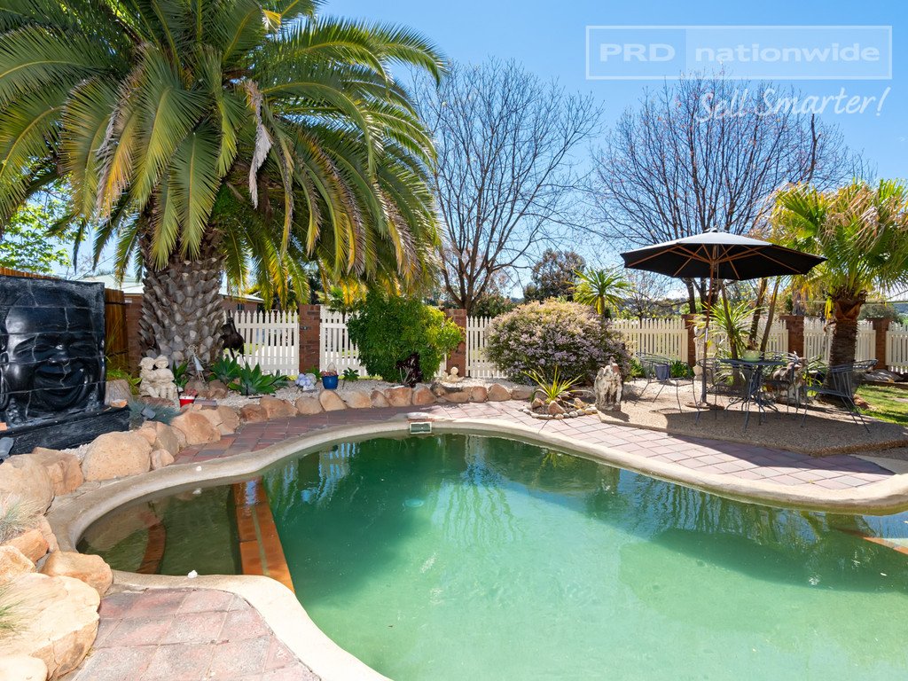 14 Lavender Place LAKE ALBERT 13