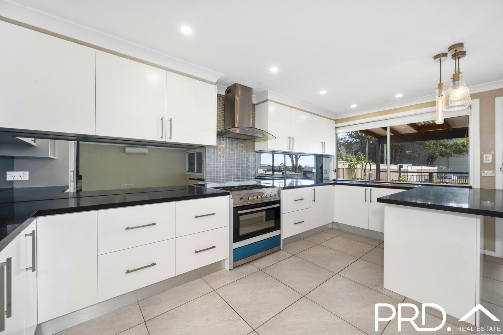 14 Lawler Street PANANIA 2