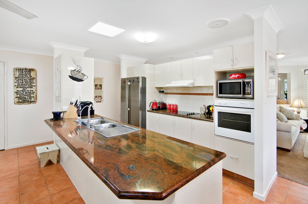 14 Leila Court MUDGEERABA 4