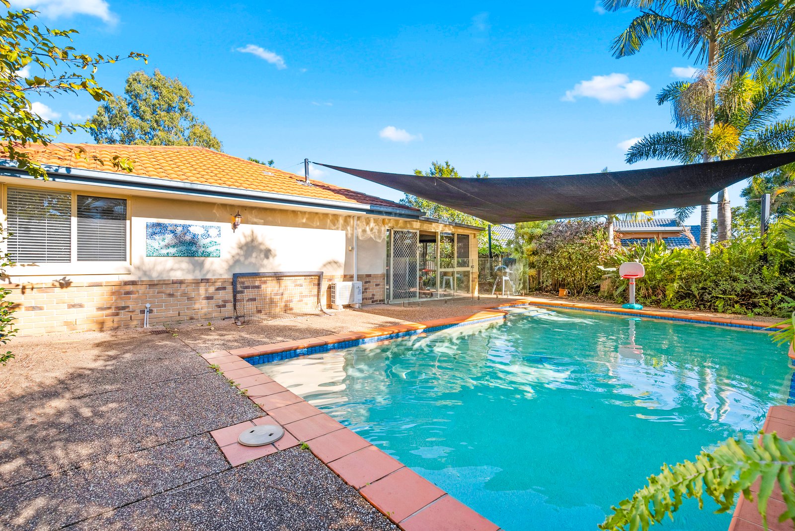 14 Leila Court MUDGEERABA 13