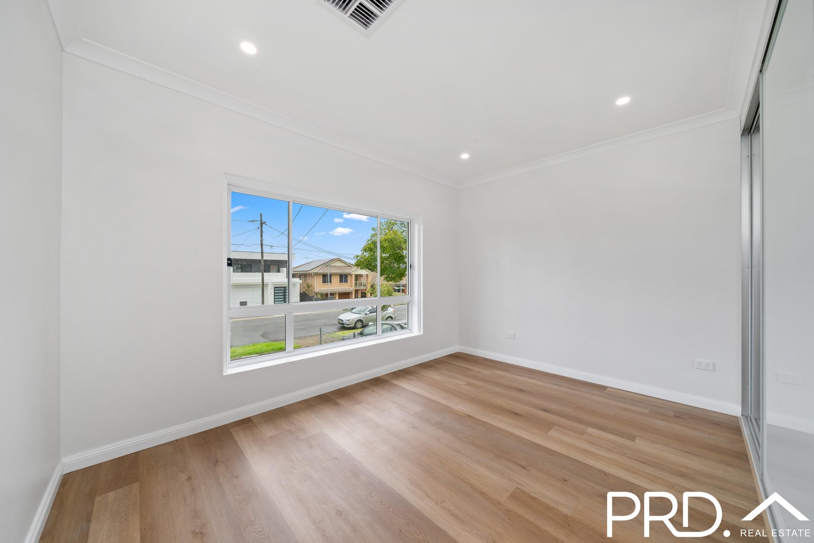 14 Lesley Avenue REVESBY 4