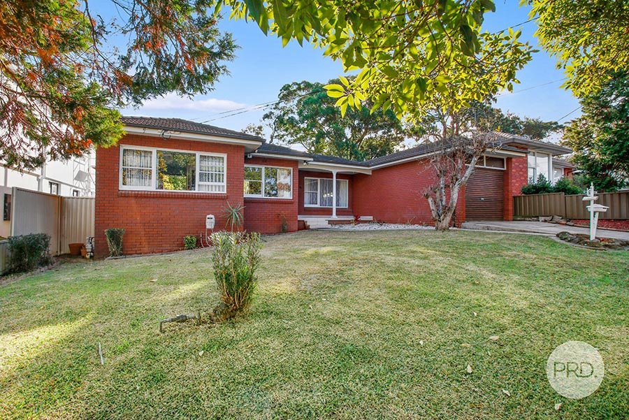 14 Lesley Crescent MORTDALE 1