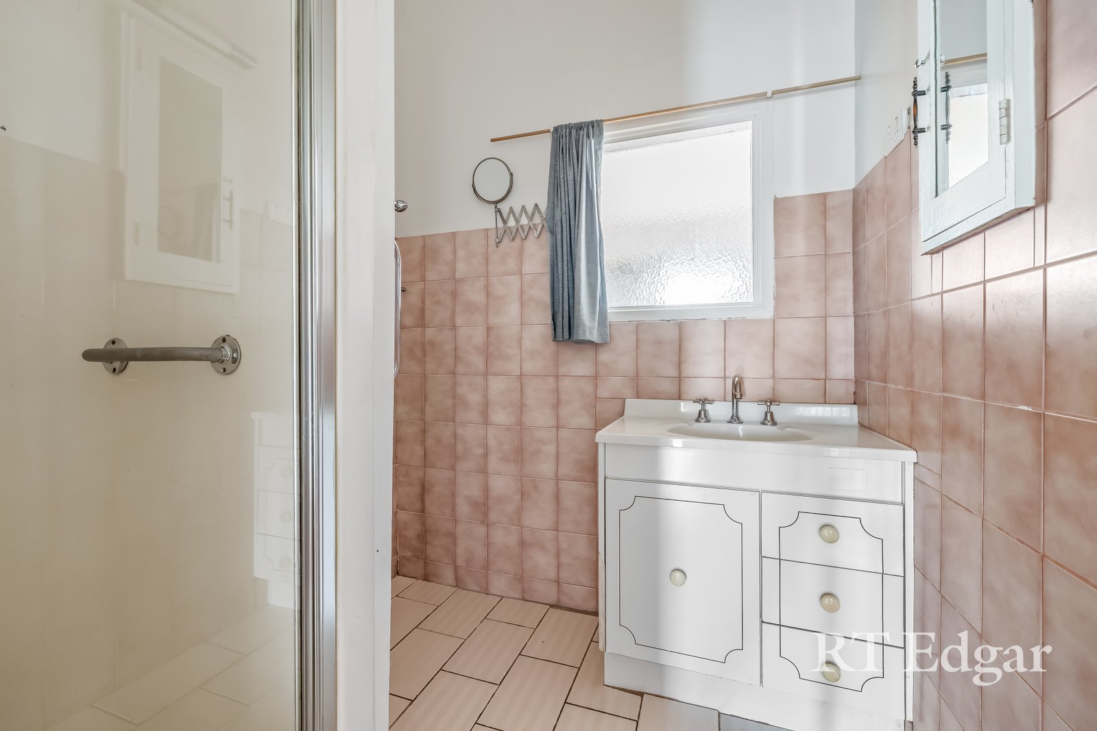 Real Estate and Property in 14 Lewis Street, Thornbury, VIC