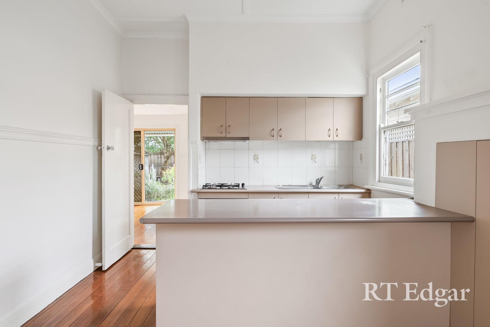 Real Estate and Property in 14 Lewis Street, Thornbury, VIC