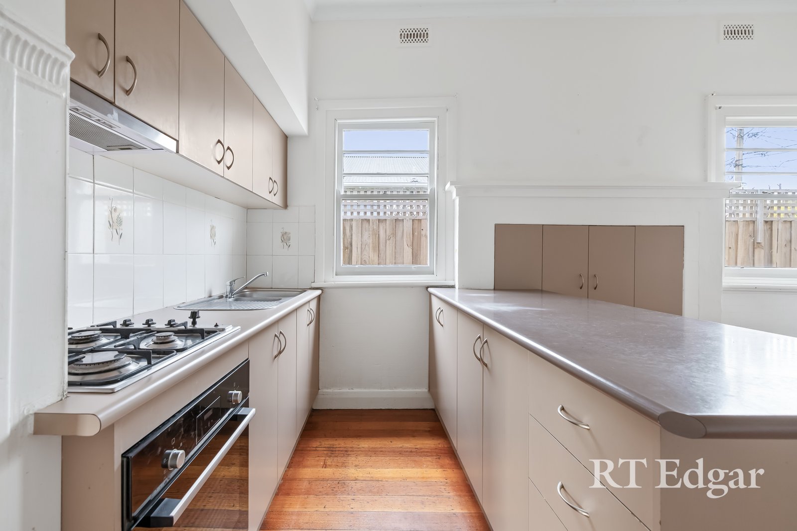 Real Estate and Property in 14 Lewis Street, Thornbury, VIC