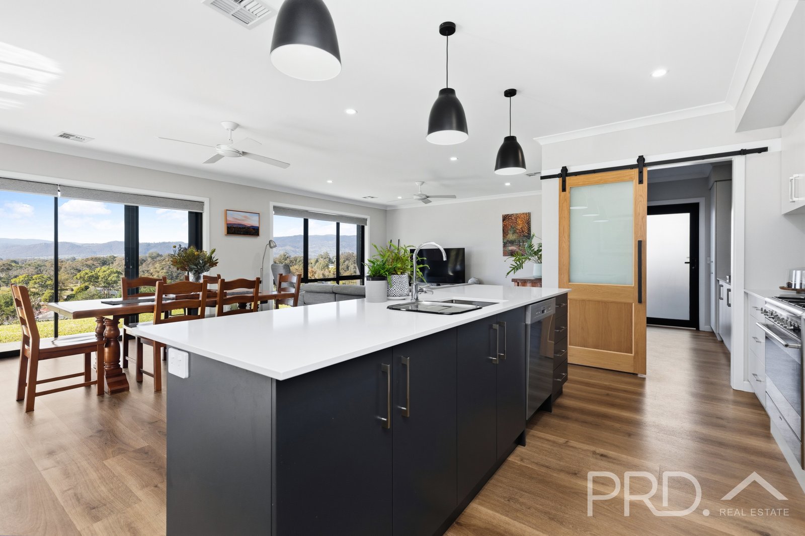 14 Lindbeck Avenue TUMUT 16