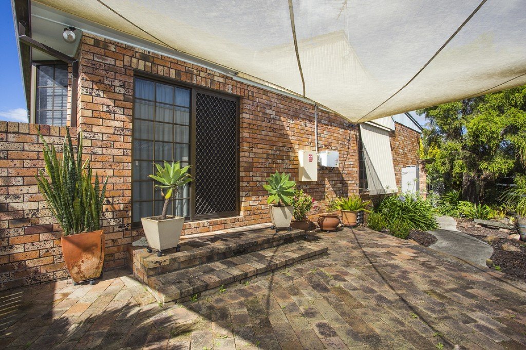 14 Lister Avenue BERESFIELD 10