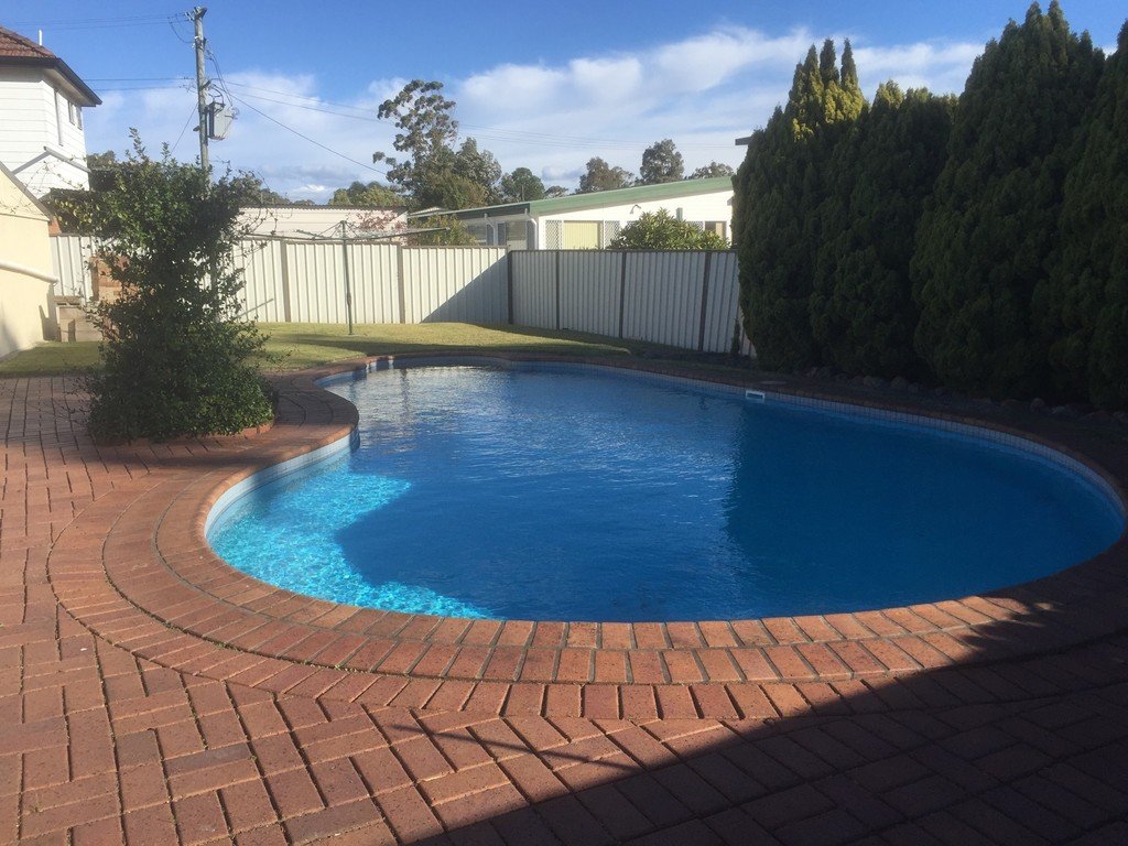 14 Lister Avenue BERESFIELD 13