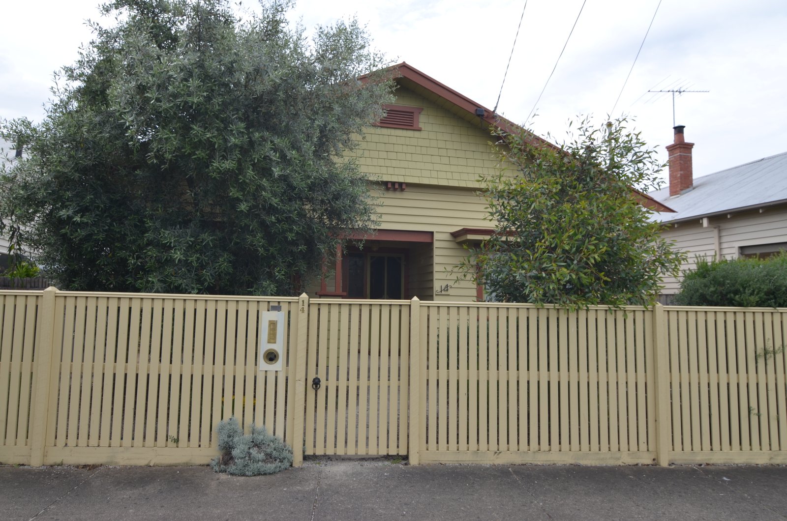Gallery: 14 Loch Street