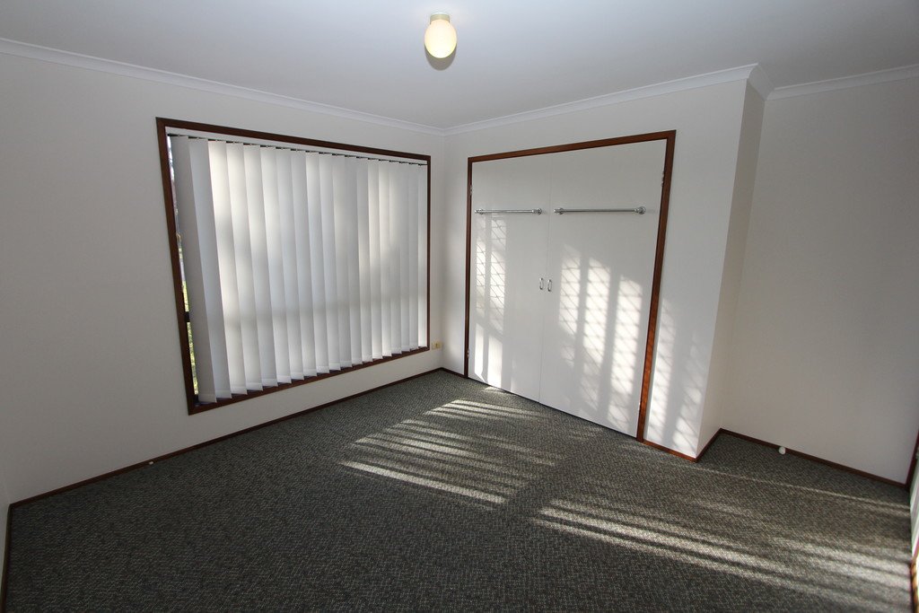 14 Lochinvar Court ASHMORE 8