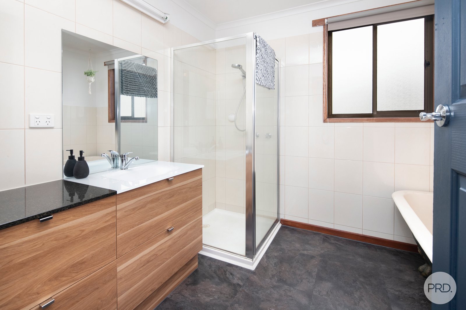 14 Lock Street SMYTHESDALE 8