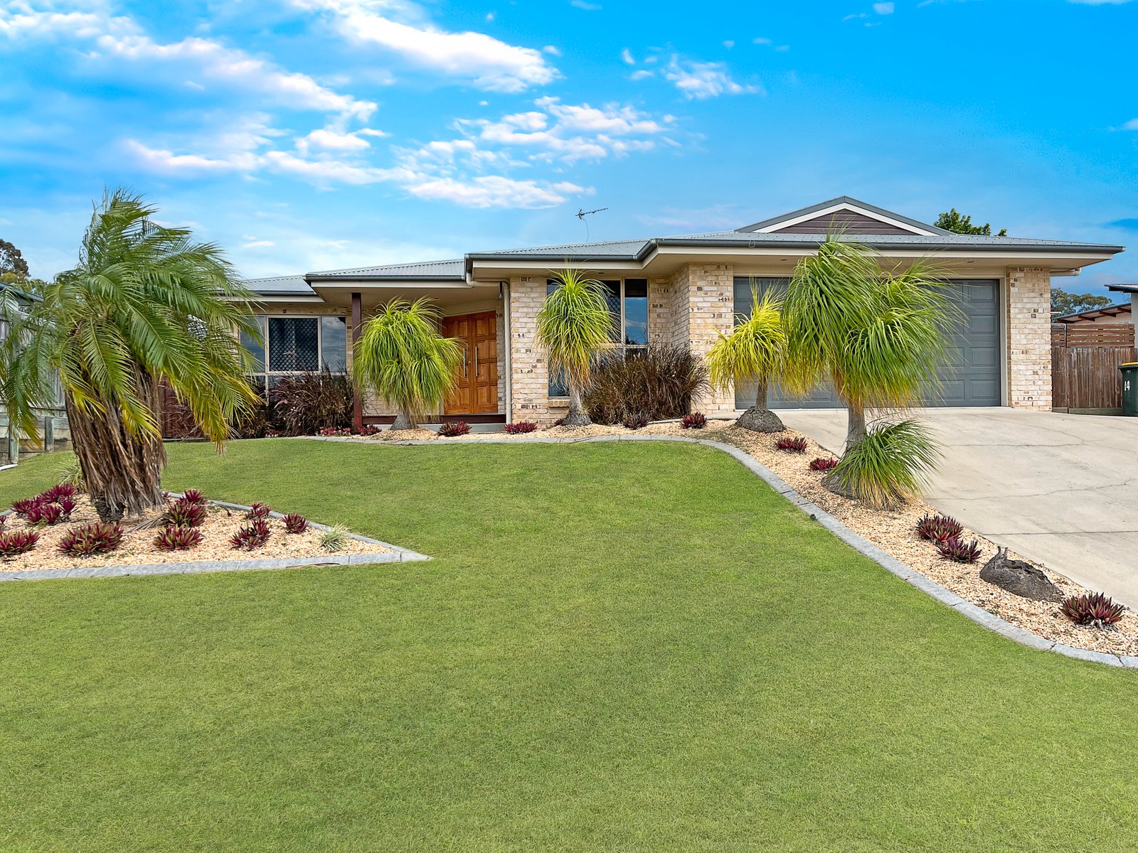 14 Longreach Court TANNUM SANDS 1