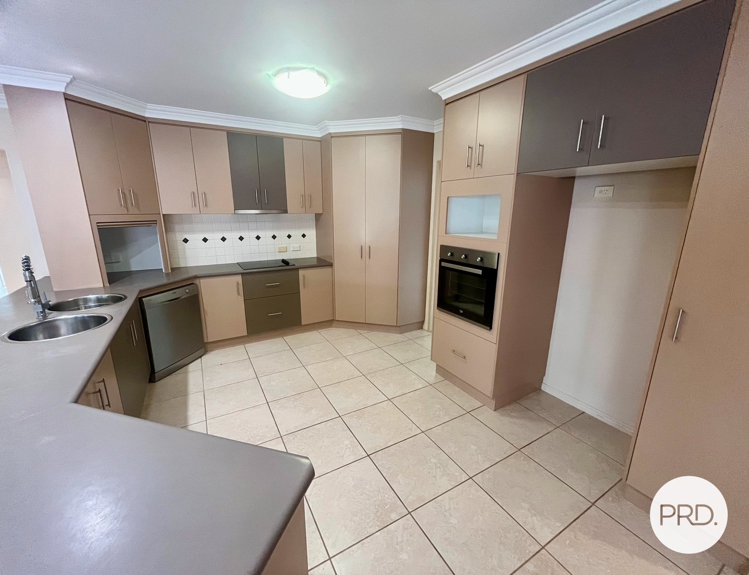 14 Longreach Court TANNUM SANDS 3