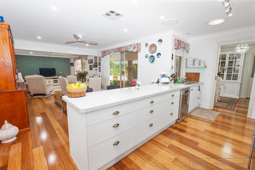 14 Lord Howe Drive ASHTONFIELD 8