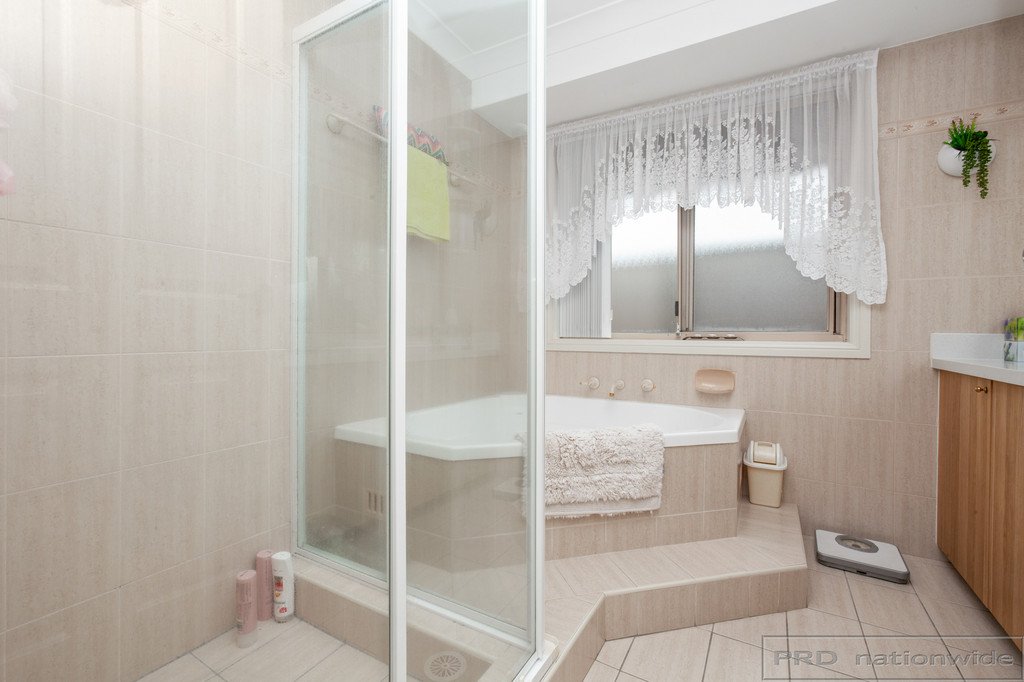 14 Lord Howe Drive ASHTONFIELD 17