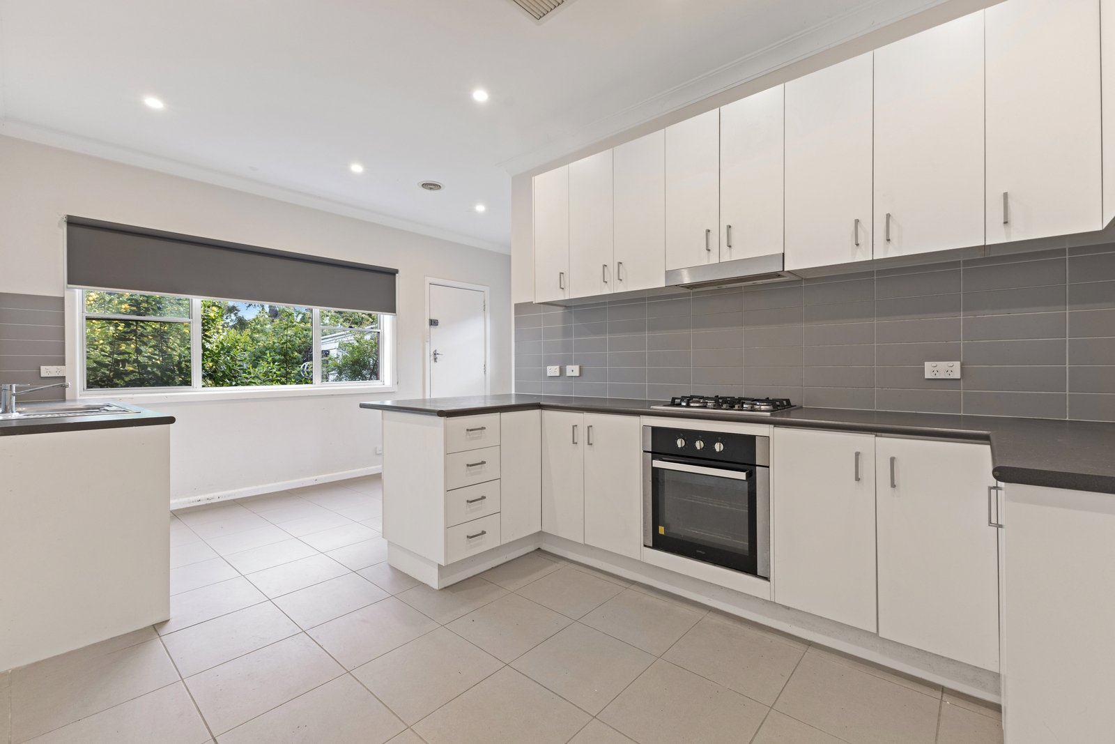 Gallery: 14 Loreen Street