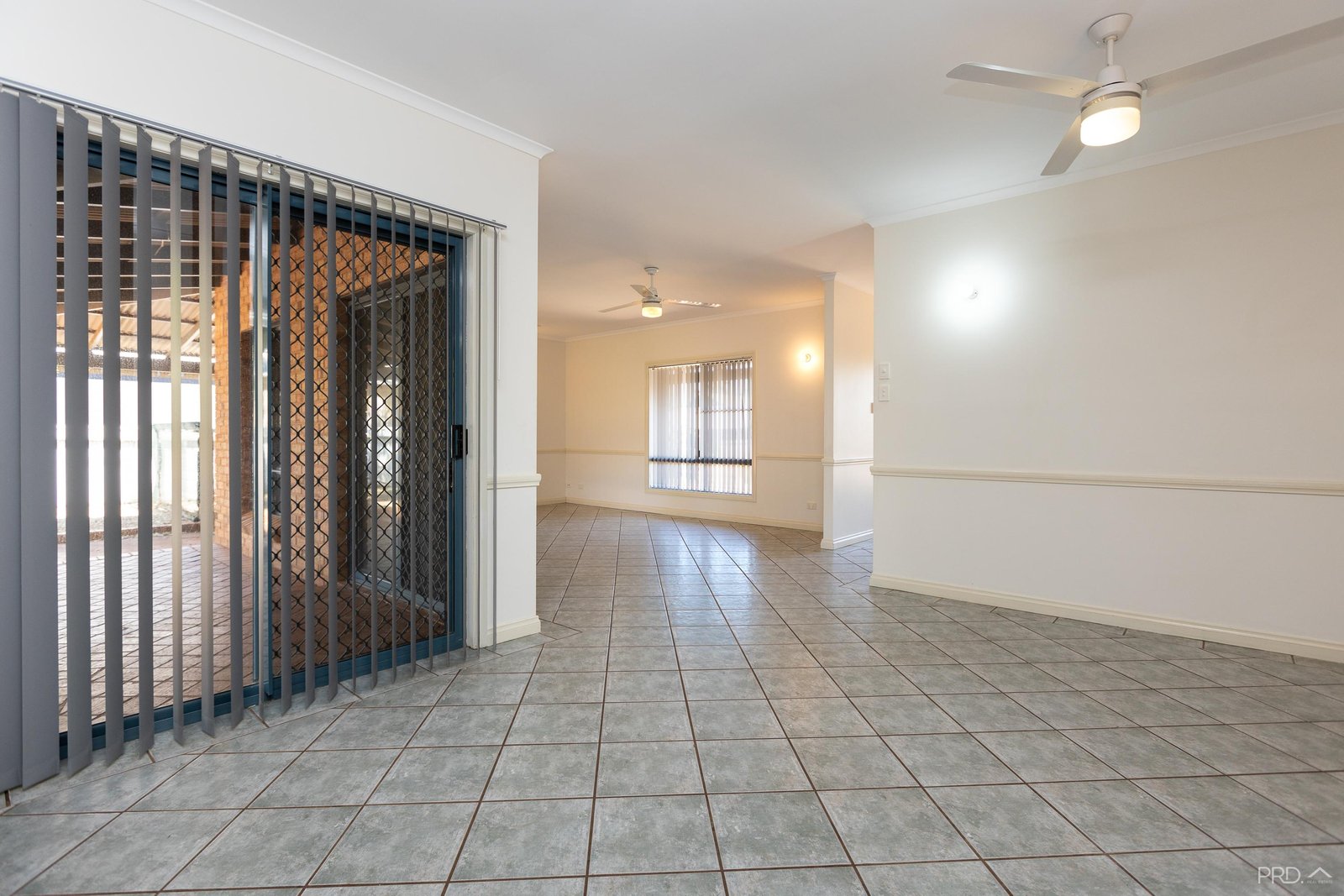 14 Macnee Court CABLE BEACH 23