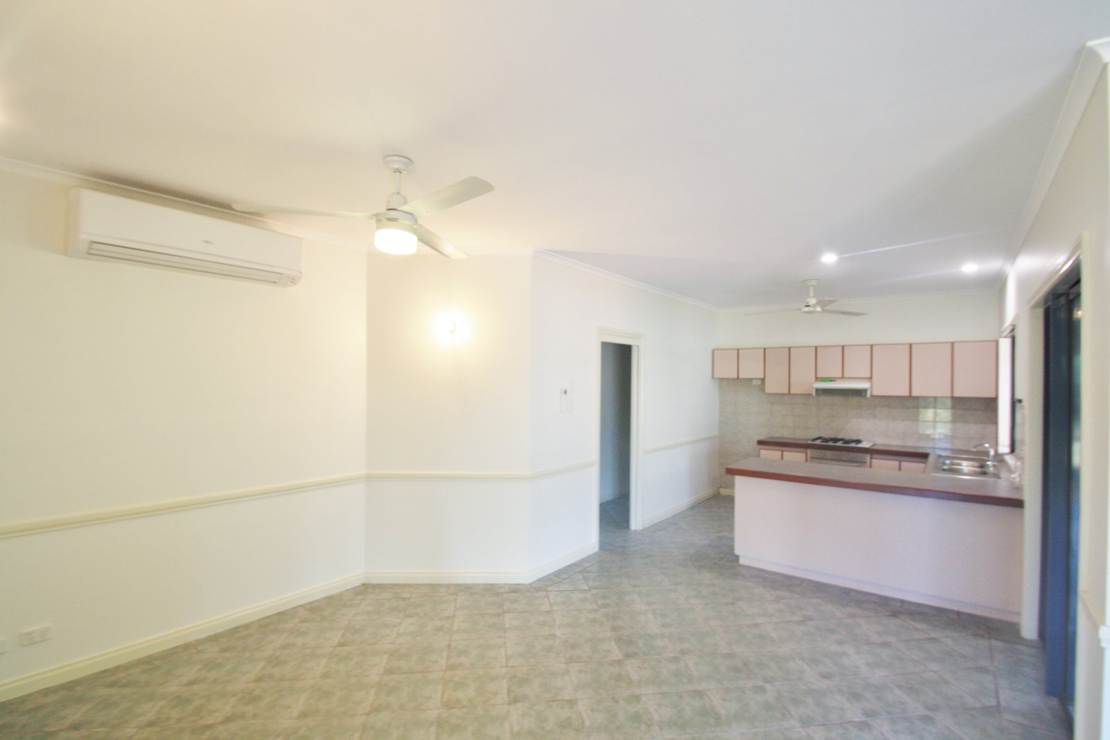 14 Macnee Court CABLE BEACH 3