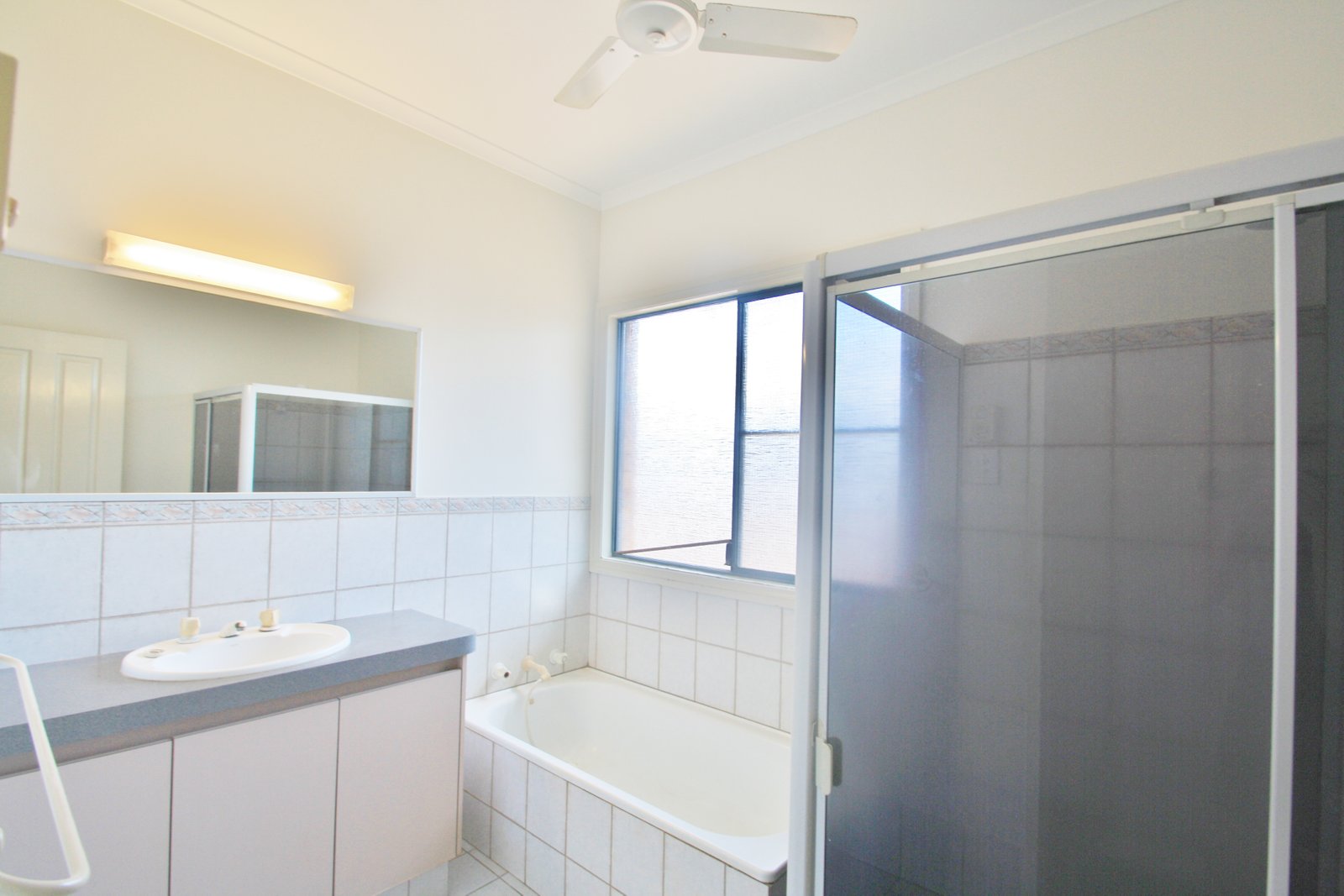 14 Macnee Court CABLE BEACH 8