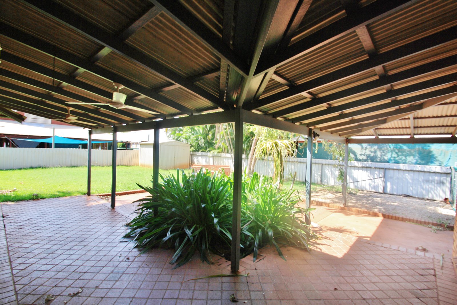 14 Macnee Court CABLE BEACH 15